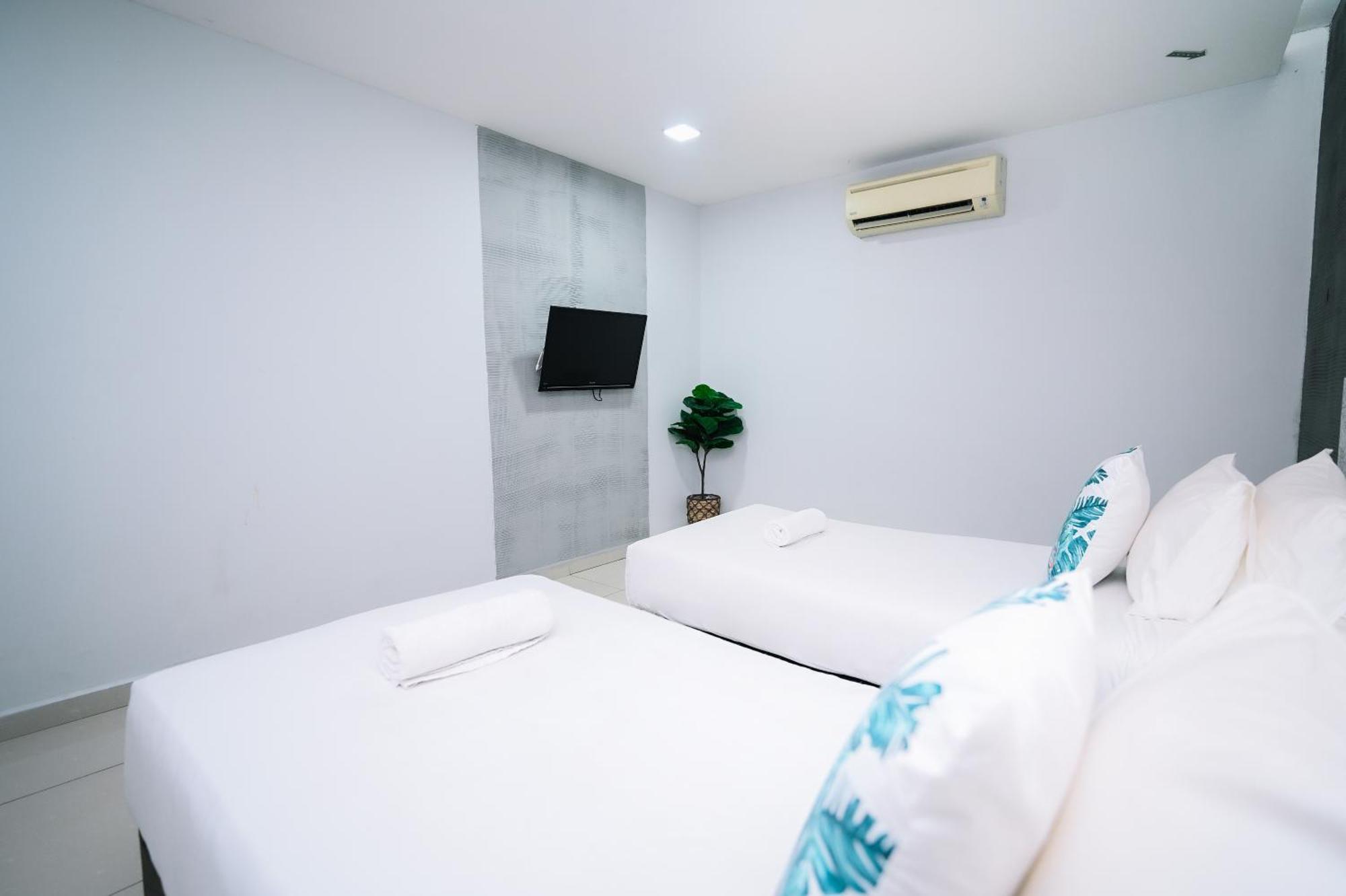 Swing & Pillows - Pj Ss2 Petaling Jaya Exterior photo