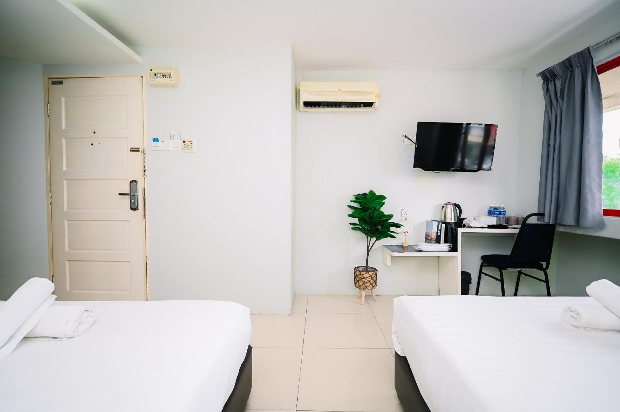 Swing & Pillows - Pj Ss2 Petaling Jaya Exterior photo