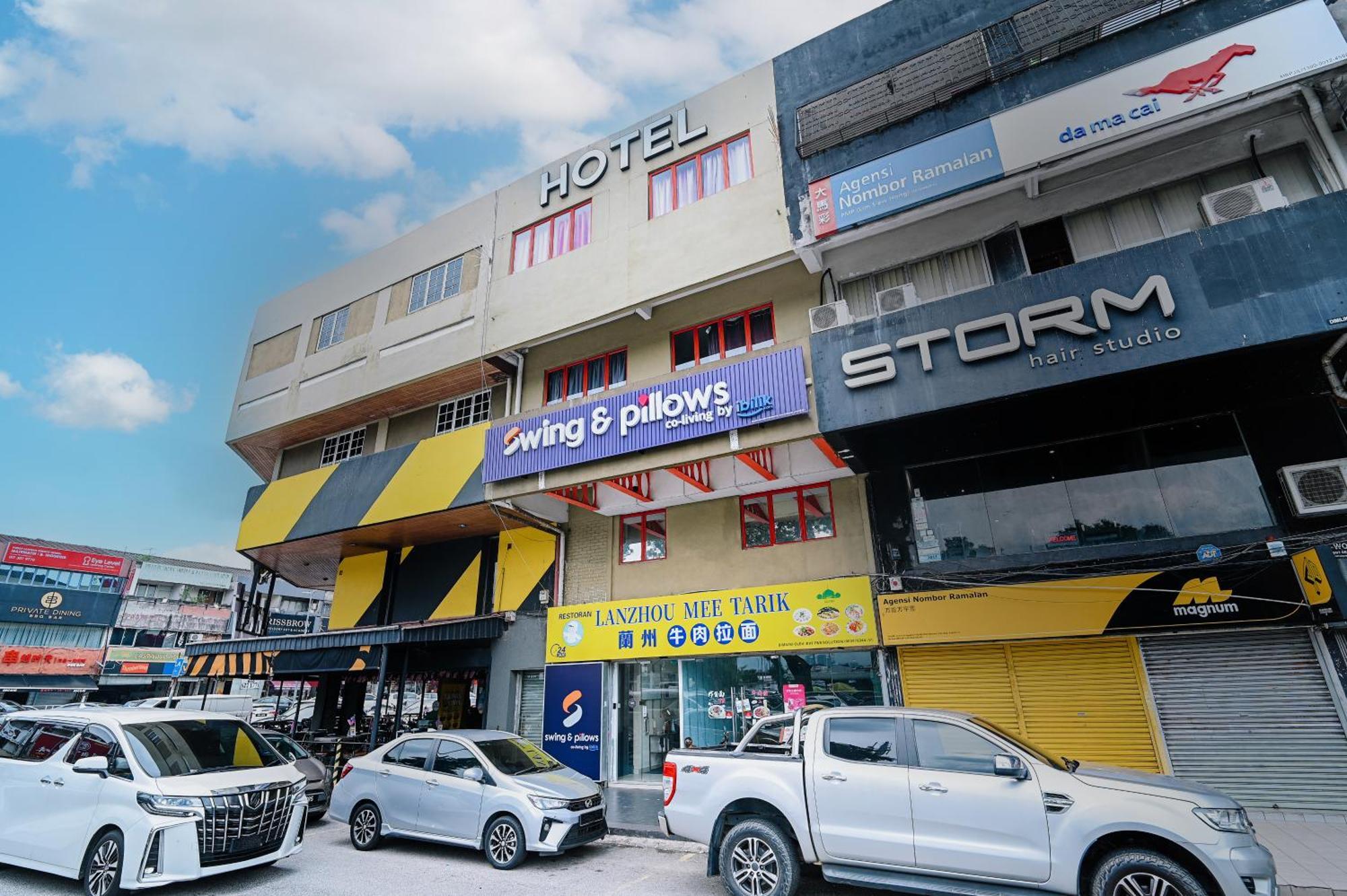 Swing & Pillows - Pj Ss2 Petaling Jaya Exterior photo